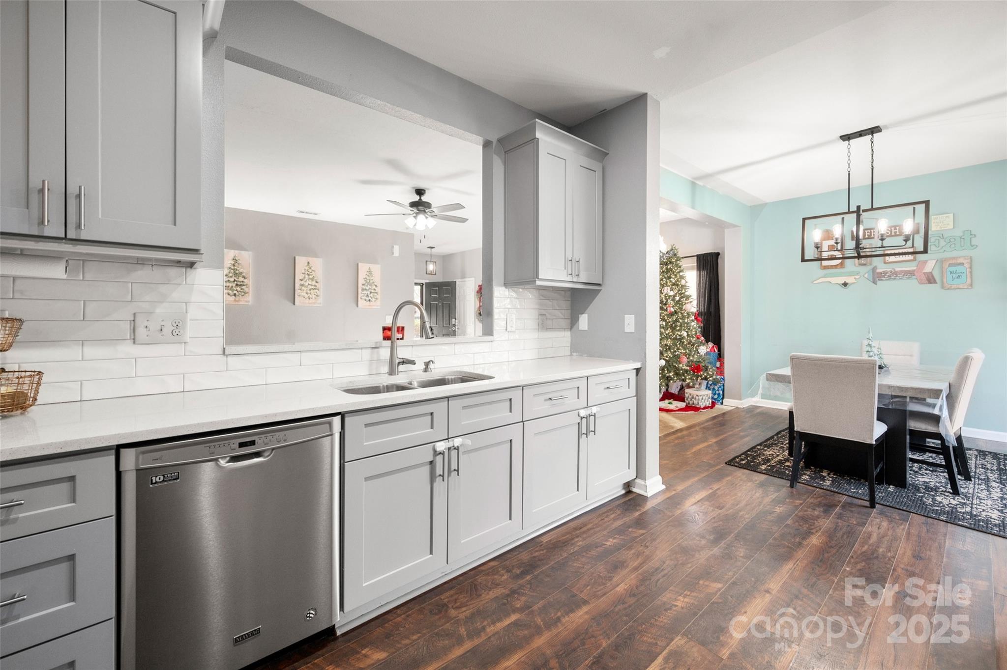 3434 Charterhall Lane