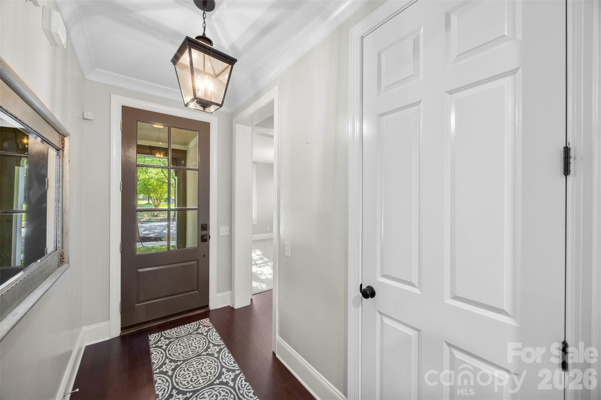 8624 Robbins Crescent Drive