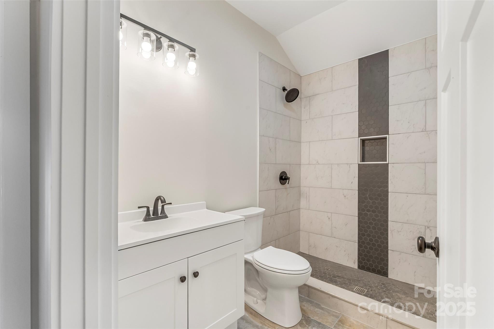 Linville Falls Mountain Club and Preserve - Residential