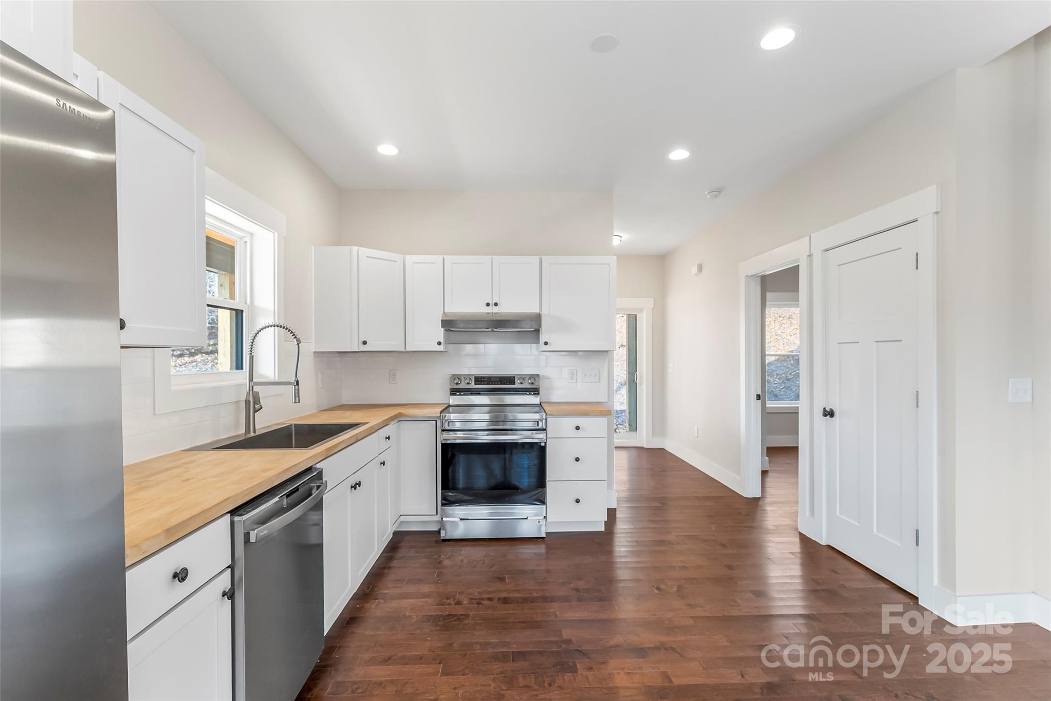 Linville Falls Mountain Club and Preserve - Residential