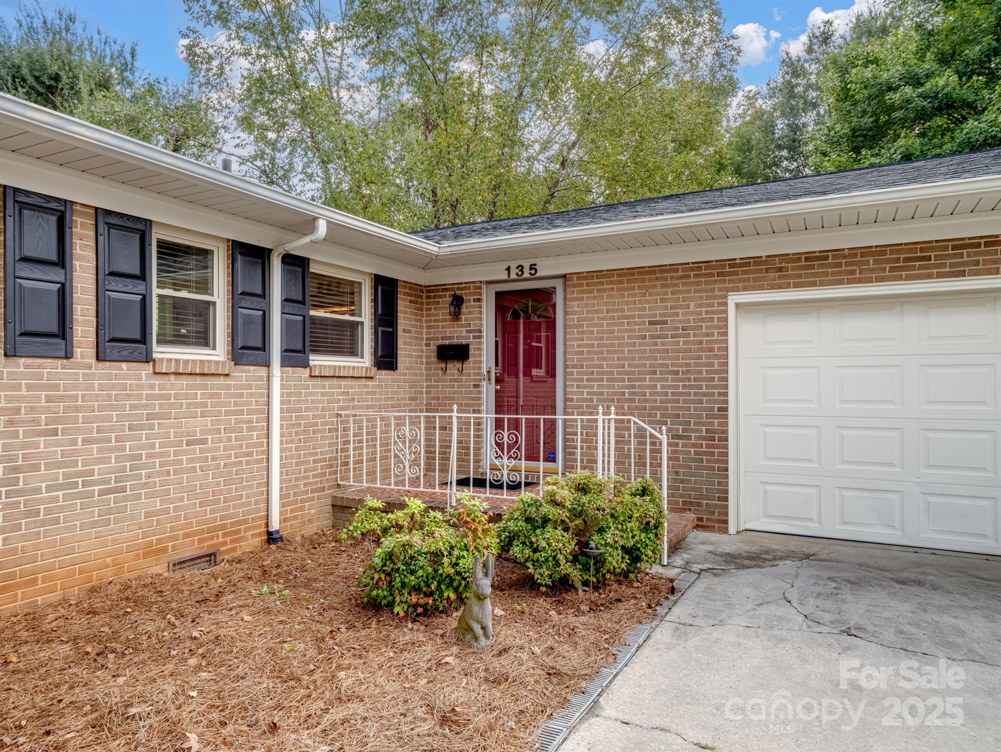 135 Greenview Drive
