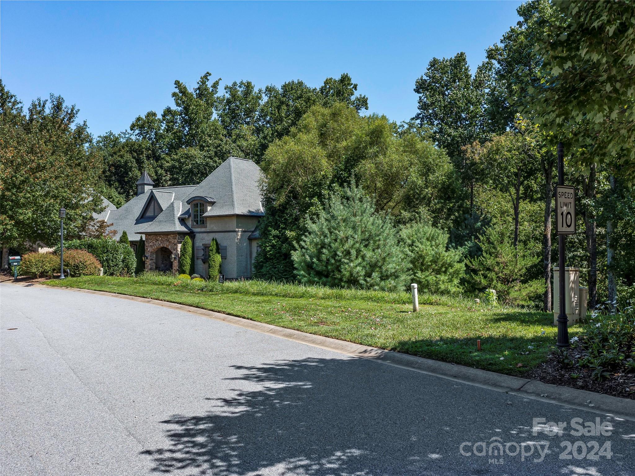 19 Mountain Orchid Way 77