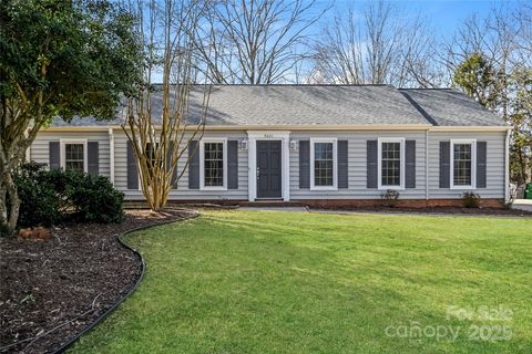 9601 Cloverwood Court Charlotte NC 28270