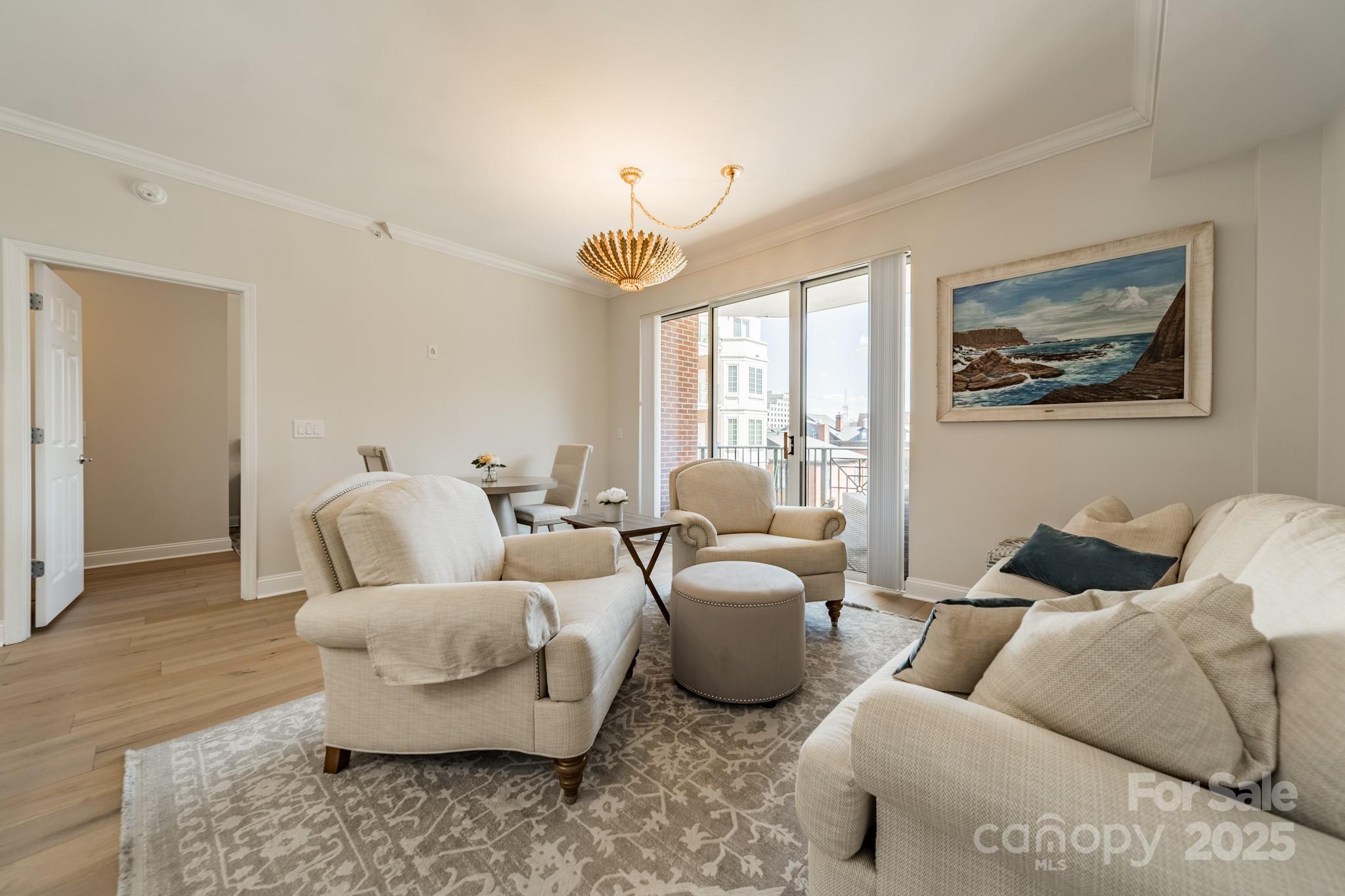 300 W 5th Street 344