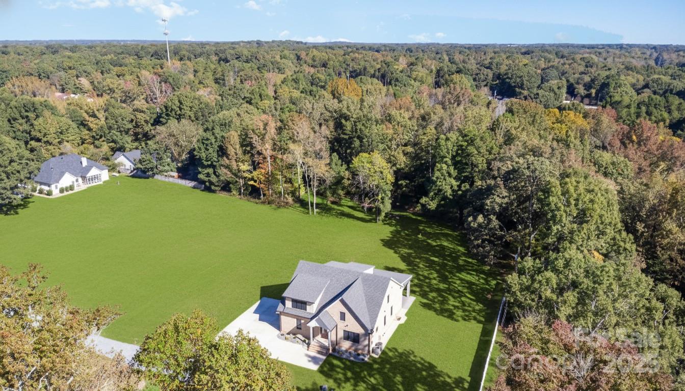 112 Jim Parker Road