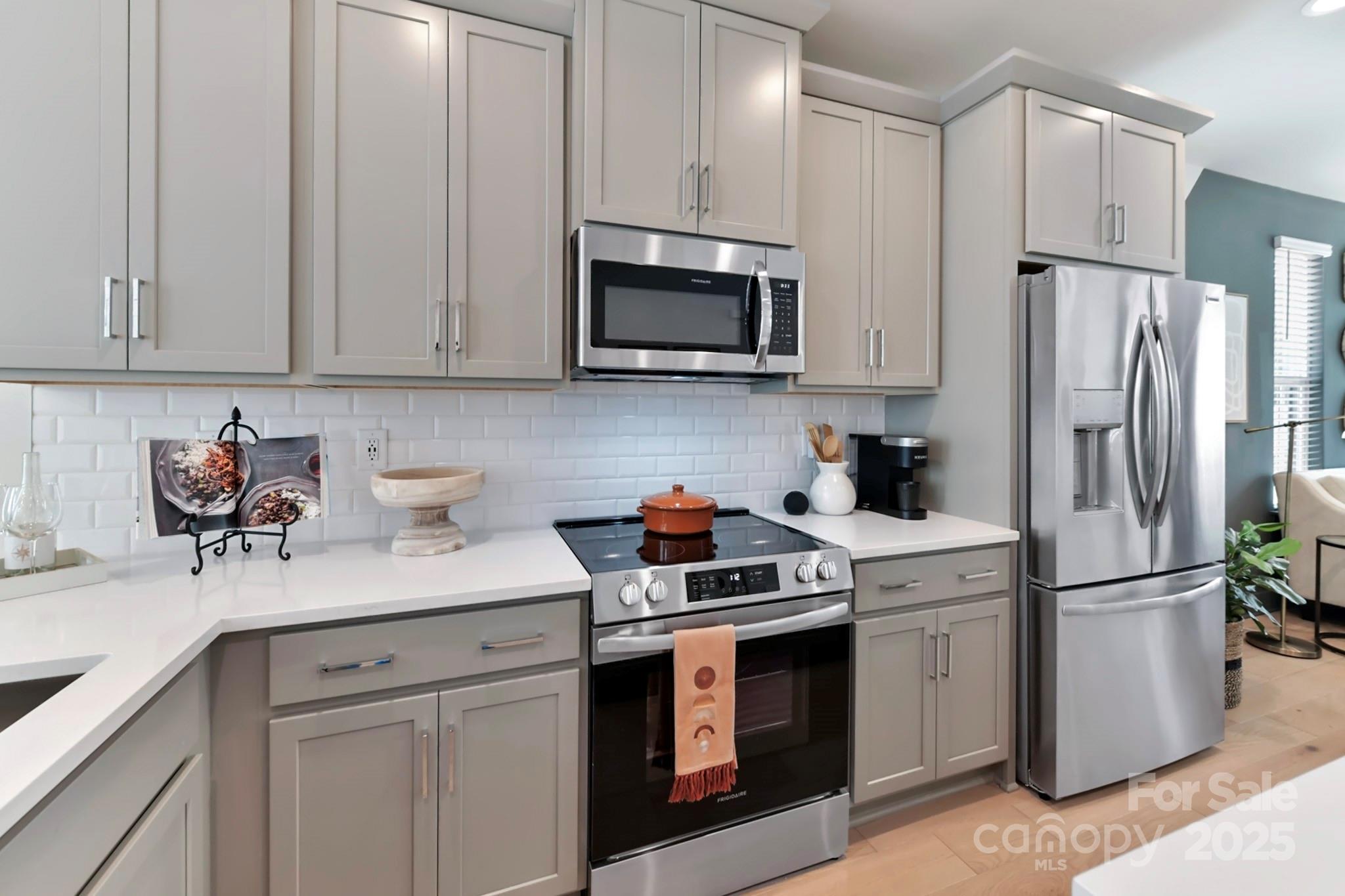 316 S Turner Avenue 11