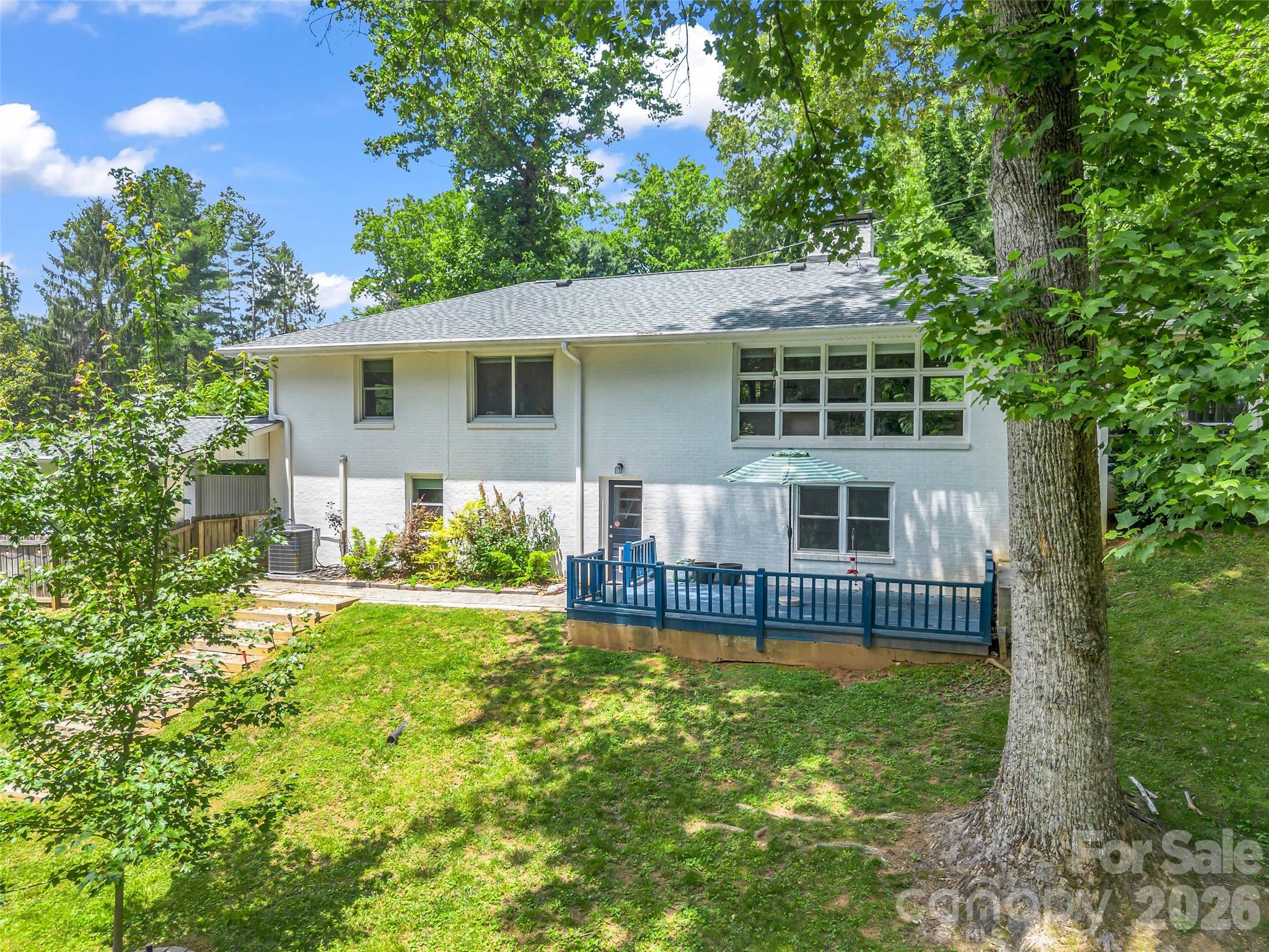 2 Bevlyn Drive