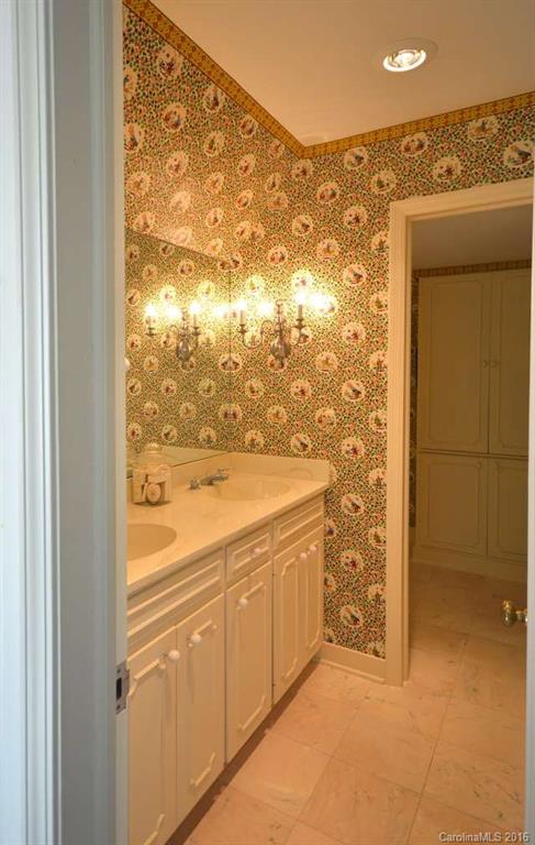 Red Fox - Residential