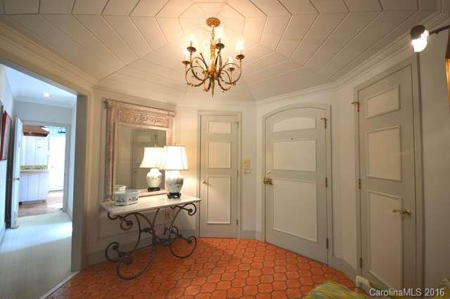 Red Fox - Residential