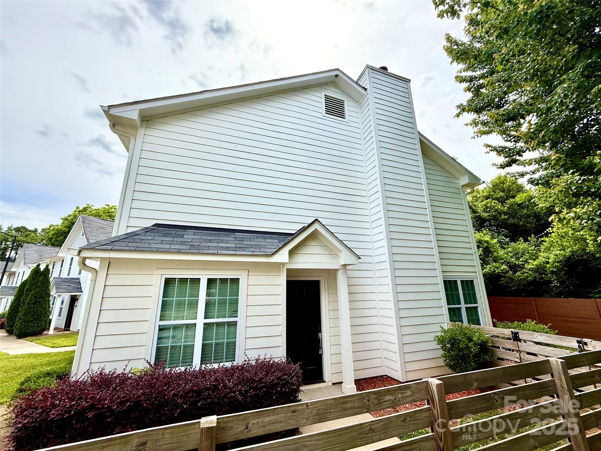 1519 Briar Creek Road B
