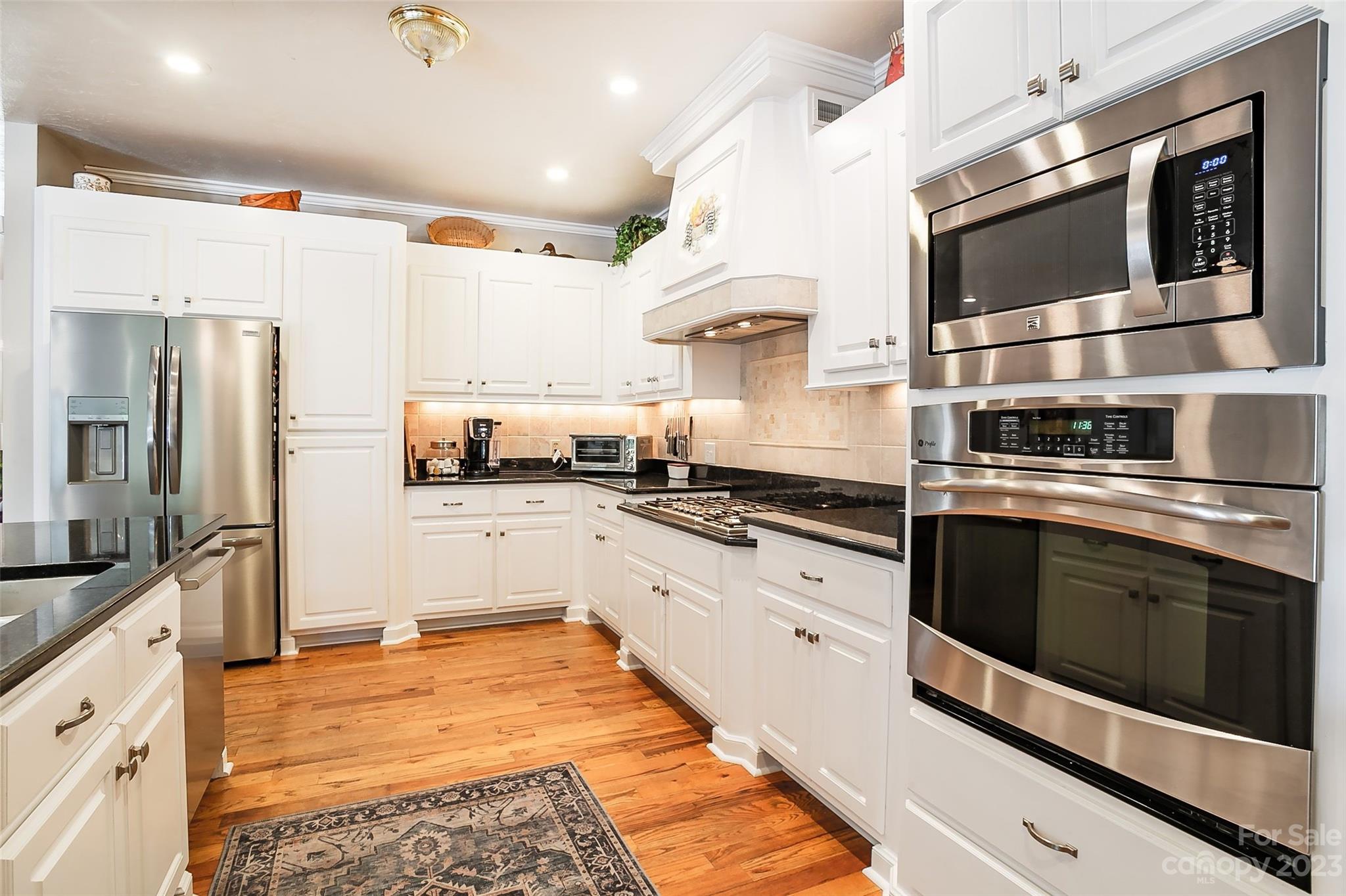 Knob Ridge - Residential