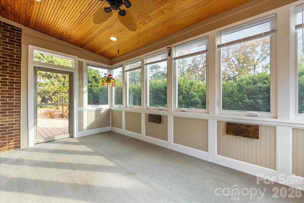 Carsons Pond - Residential