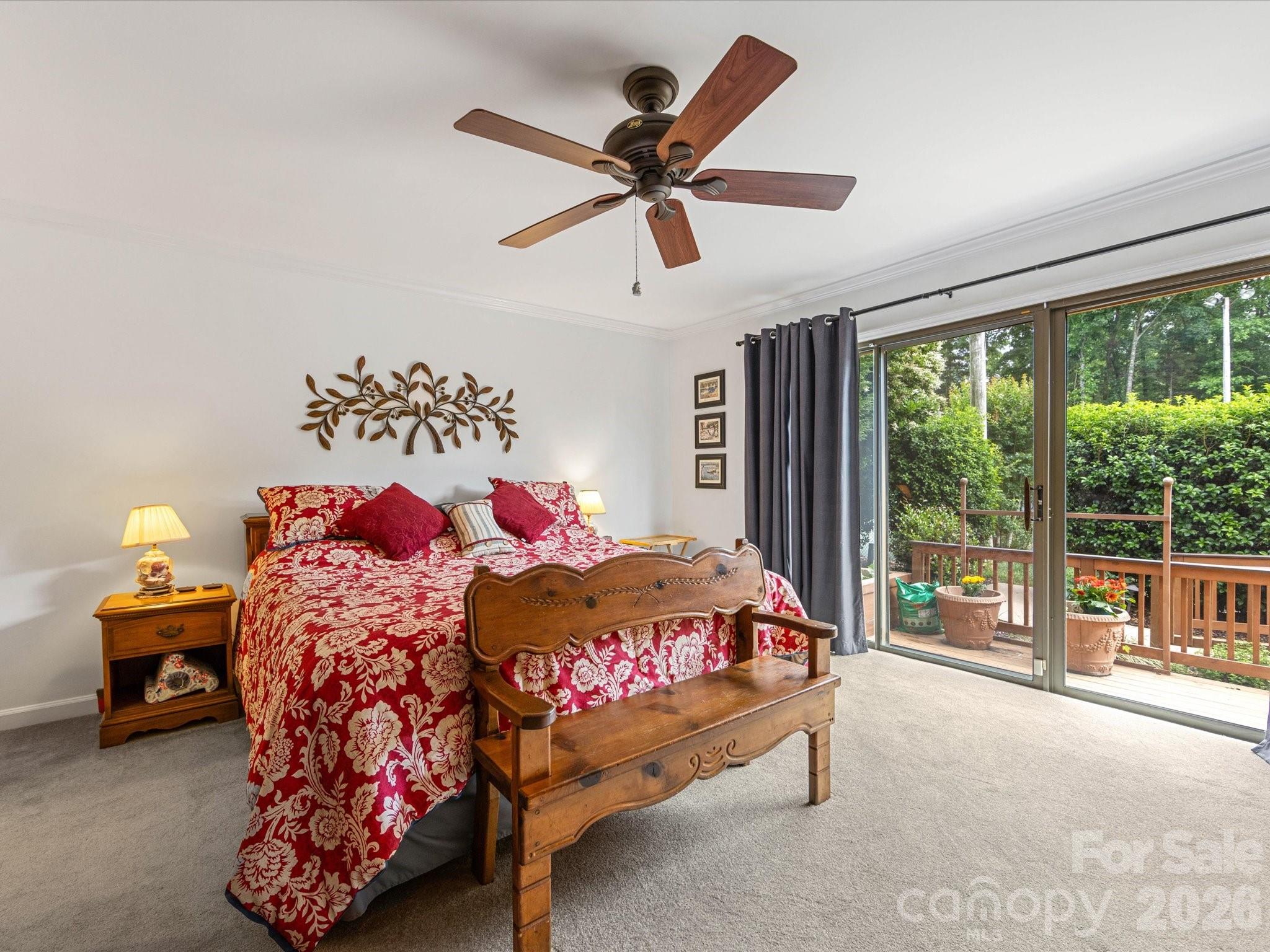 Carsons Pond - Residential