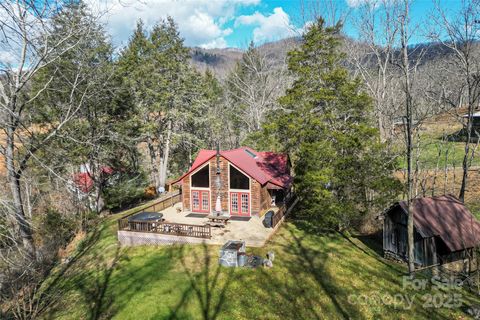 1240 Ferguson Cove Loop Clyde NC 28721