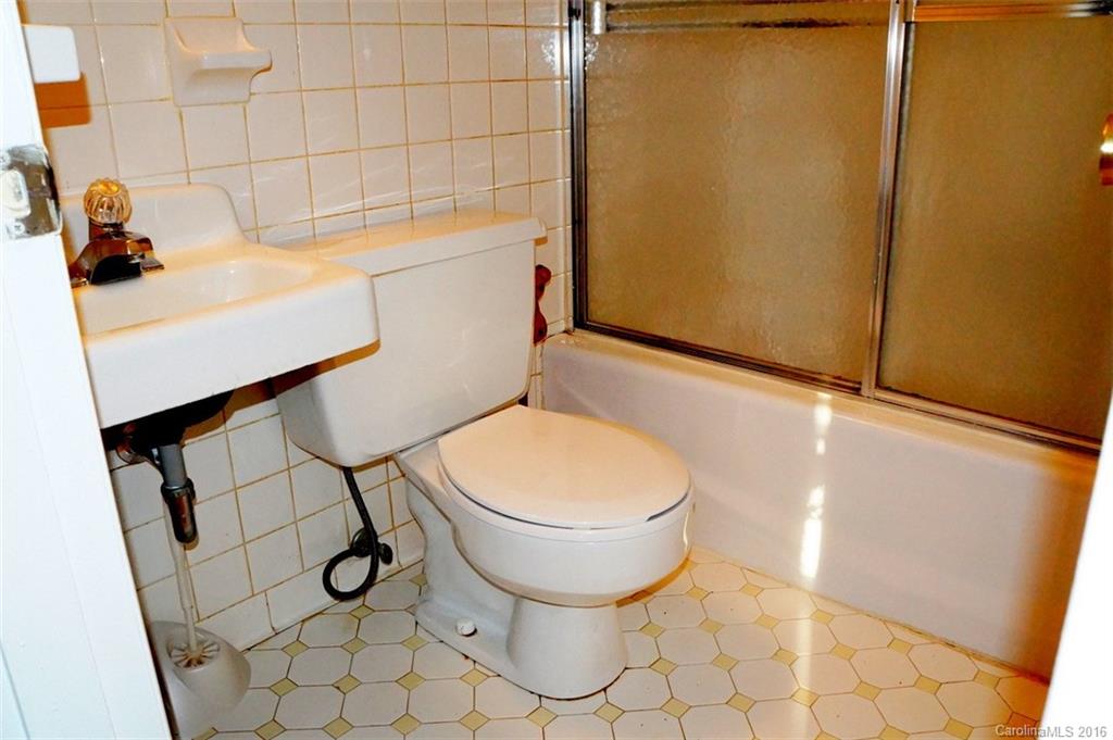 Country Club Heights - Residential