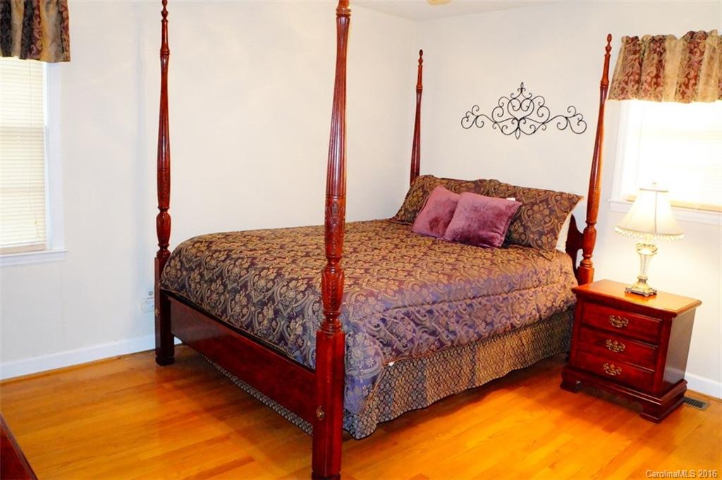 Country Club Heights - Residential