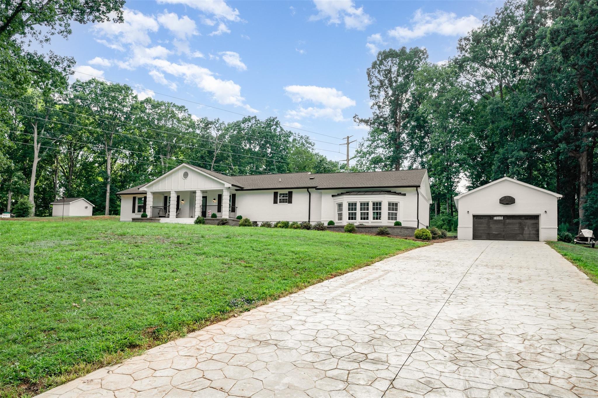 8817 Dogwood Drive