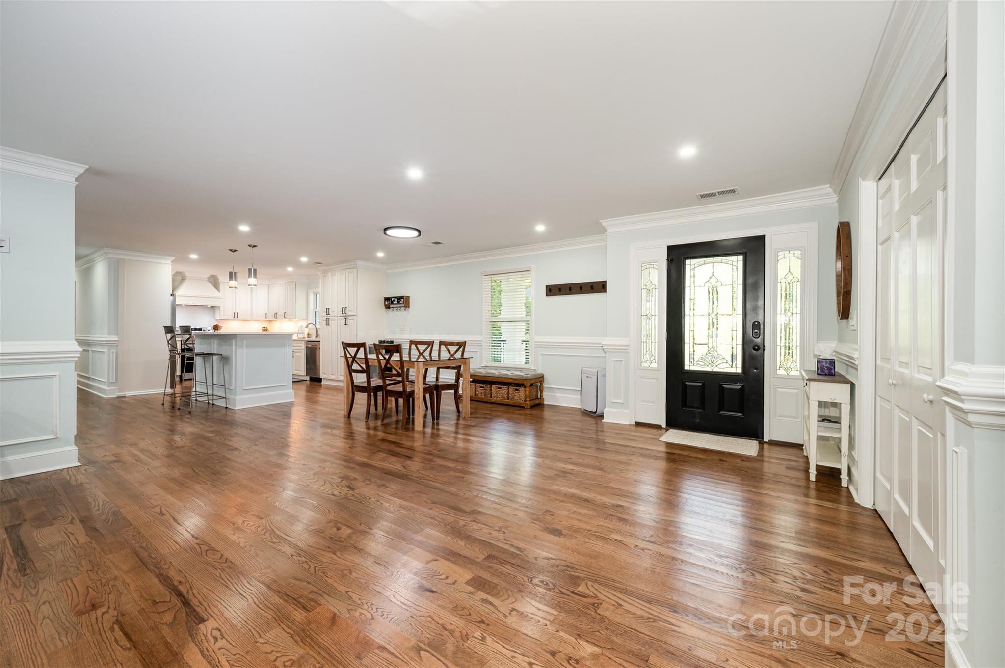 8817 Dogwood Drive