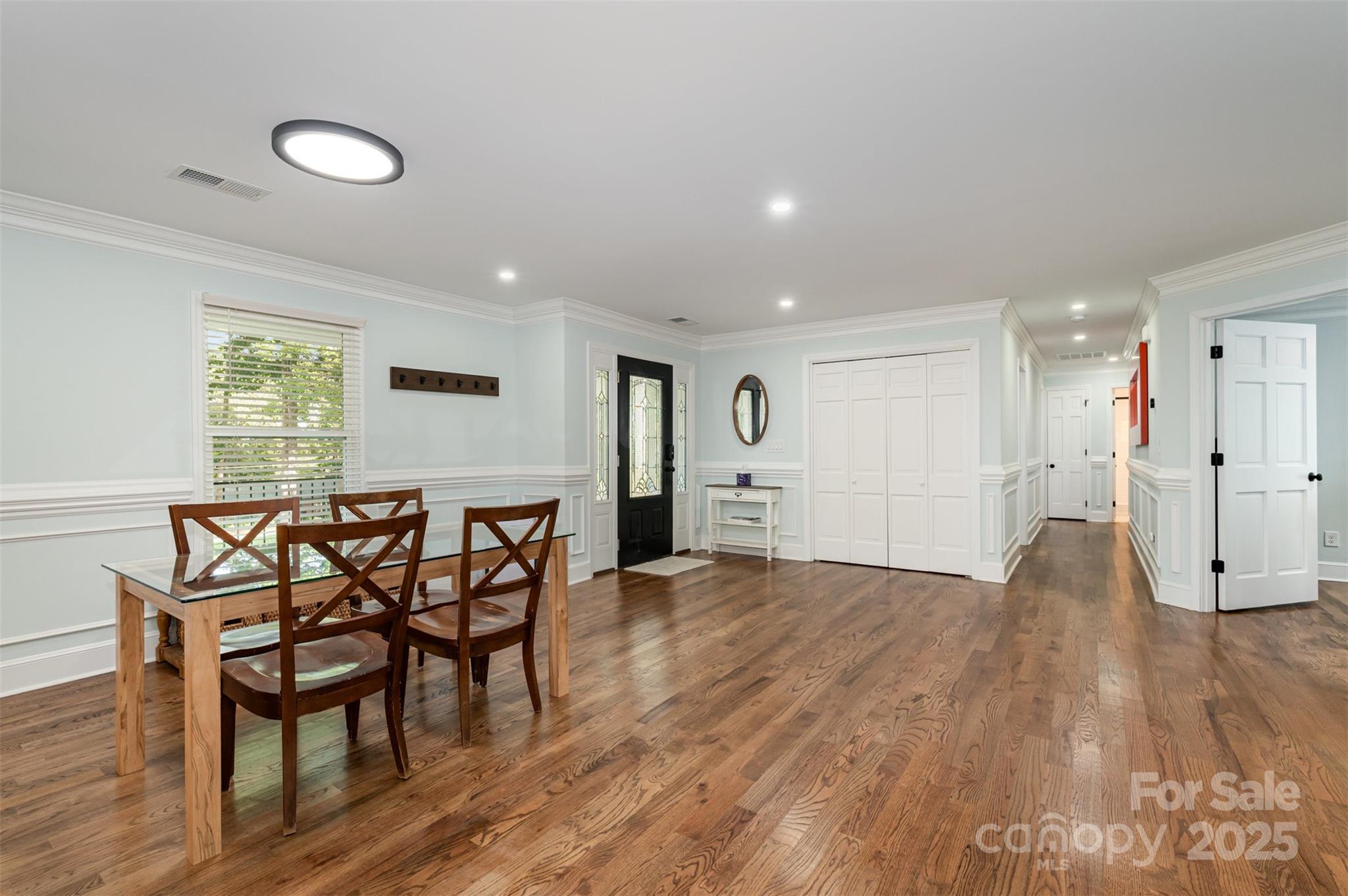 8817 Dogwood Drive