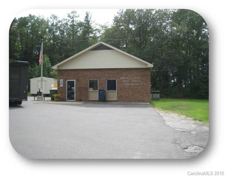 Excellent investment opportunity with guaranteed income! Commercial lot with brick building for sale | New Roof 2014 | Call agent for more details | Current lease runs through January 1, 2016, and has been renewed for an additional 5 years.  This property produces an income of $566.25 monthly.  Postal service pay taxes and utilities.