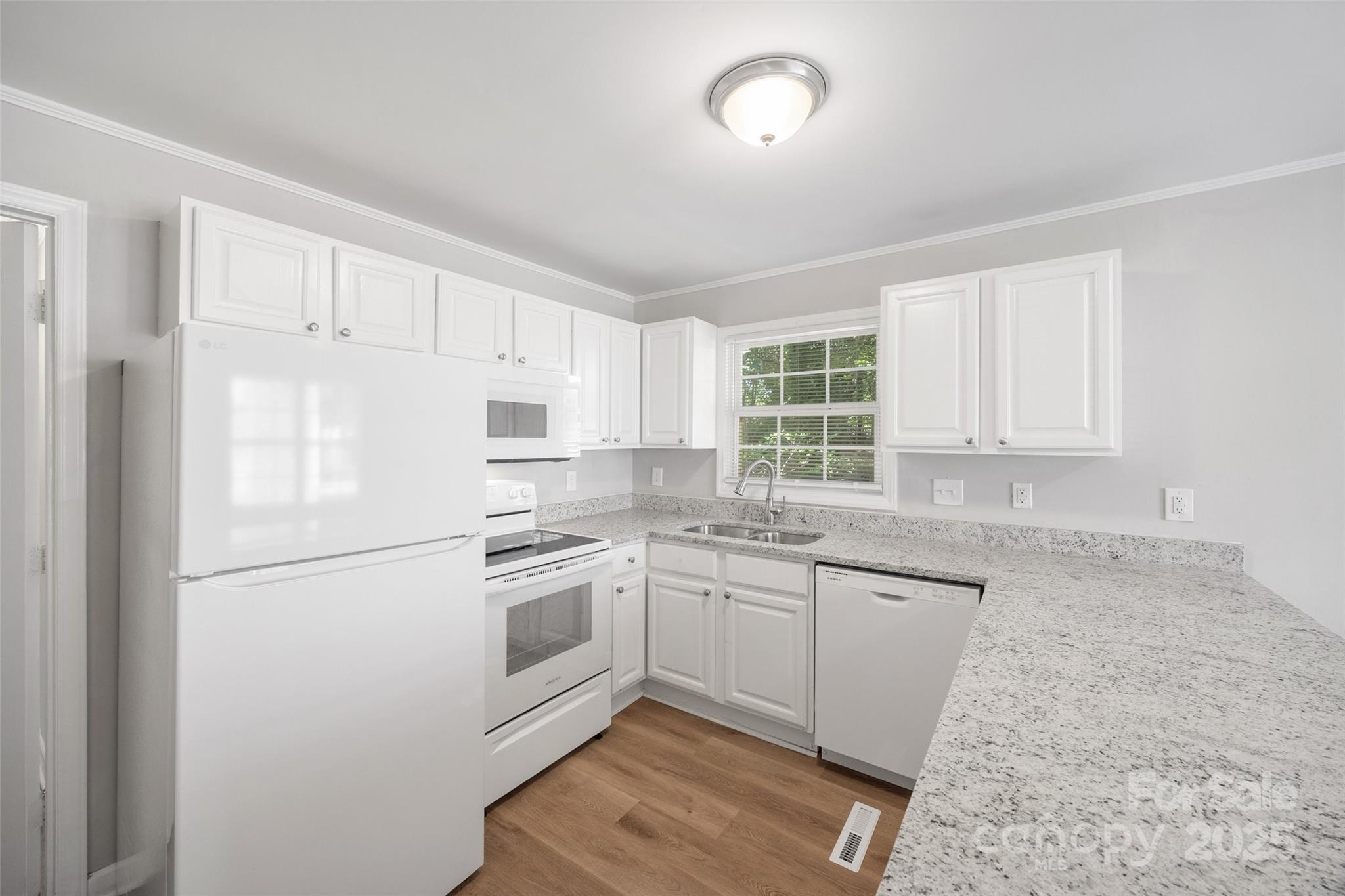 Hickory Ridge - Residential