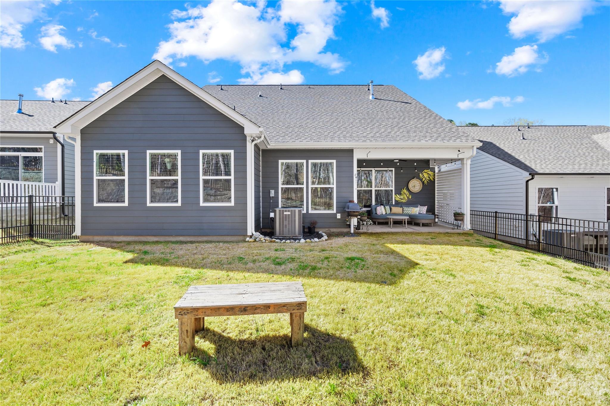 Villas At Prestwick - Residential