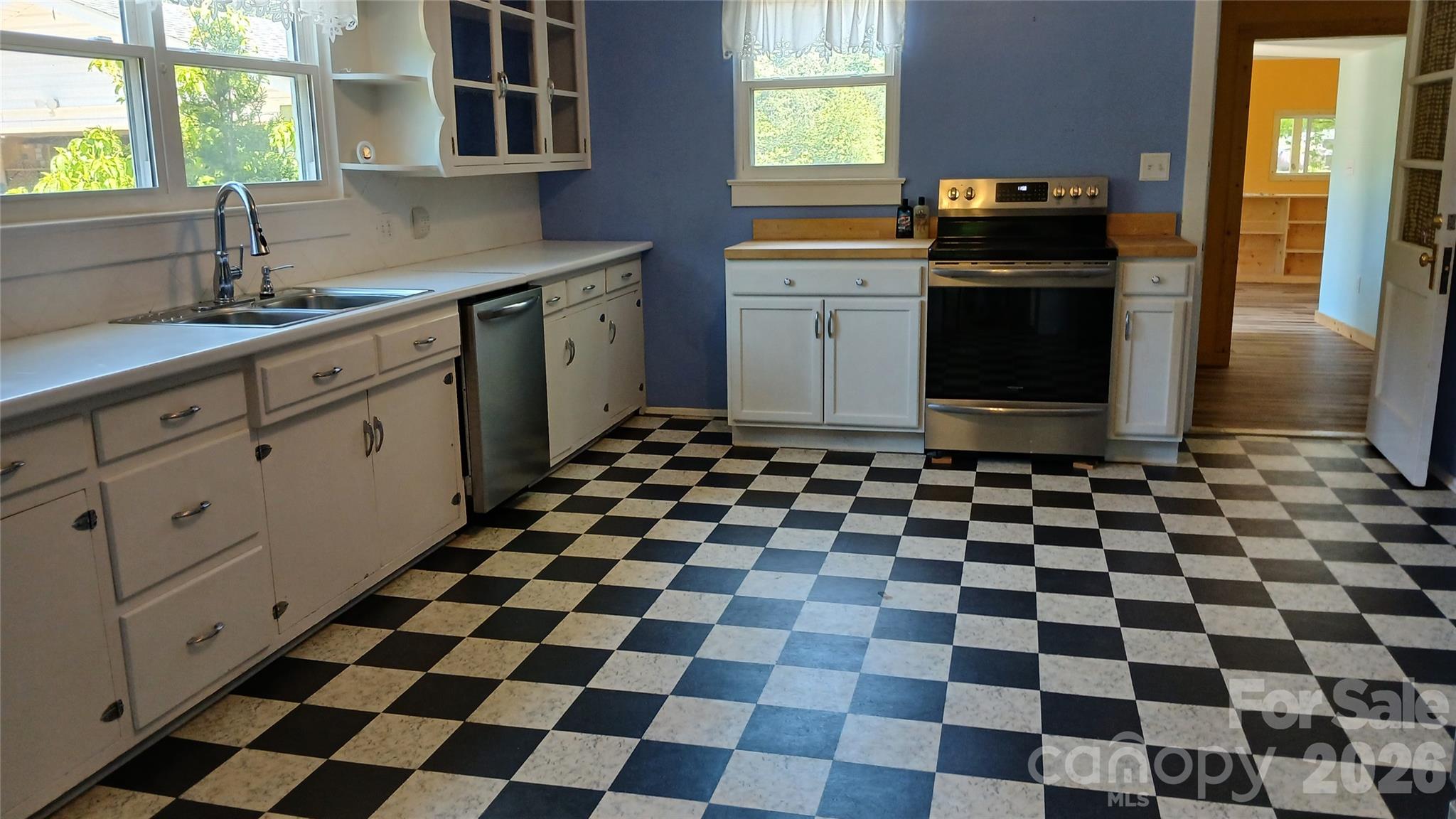 UNKNOWN - Residential