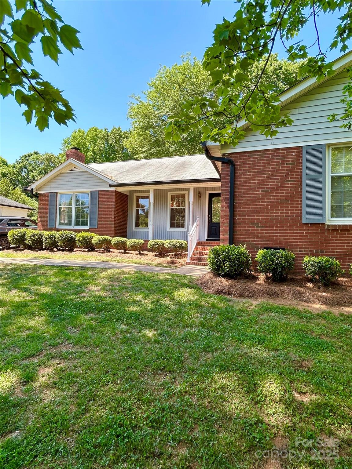 13416 Four Oaks Lane