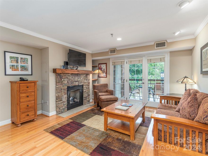 The Best Unit on the Top Floor in a Quiet Section with the Best Access to the Swimming Pool and Hot Tub Amenities! Easy, Year Round Living or Income Producing Vacation Rental Property just off Biltmore Avenue in Asheville.  Short Term Rentals are allowed.  This is the perfect location perched above Biltmore Village and less than 2 miles to Downtown Asheville. Brand New HVAC system. This 1 bedroom, 1 bath unit is the perfect size for enjoying Asheville whenever you want.  A few folks live in this Condo-Hotel Full Time.  Everyone enjoys the On-Site Restaurant with outdoor seating on the patio, Bar/Lounge, Fitness Room, Outdoor Swimming Pool and Hot Tub Lounge Area, new event space, conference rooms and Full Time Concierge Service. This is a great investment property or year round residence with financials available upon request.