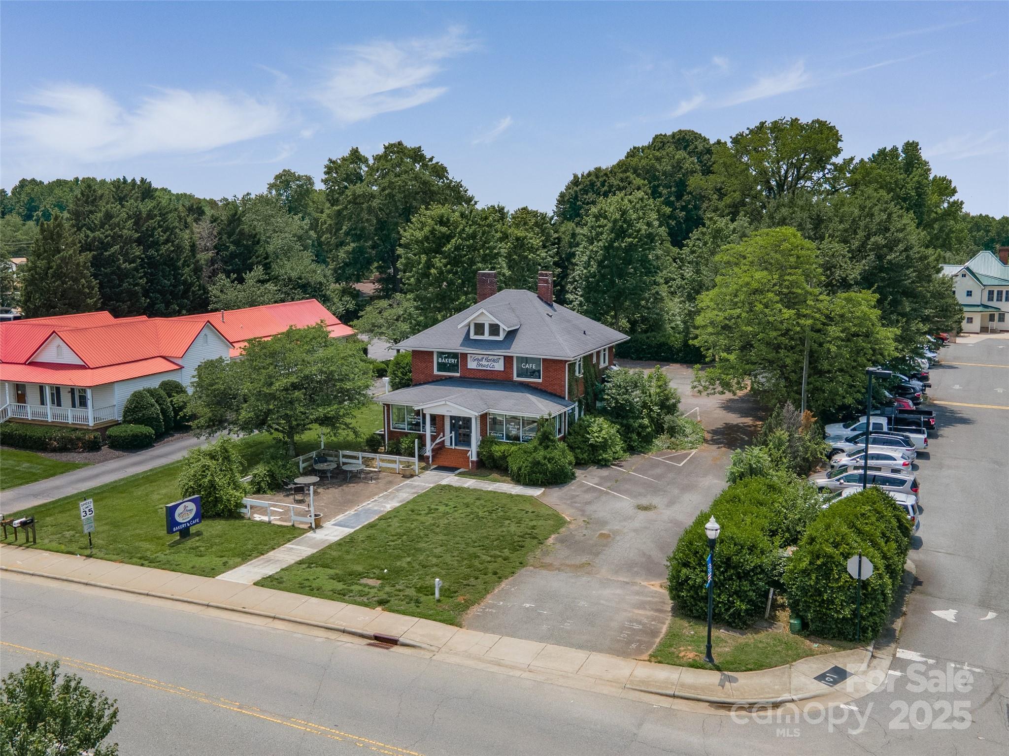 19901 S Main Street