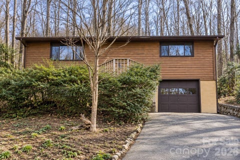 Photo of 8 Shadywood Circle, Asheville, NC 28803 (MLS # 4427665)
