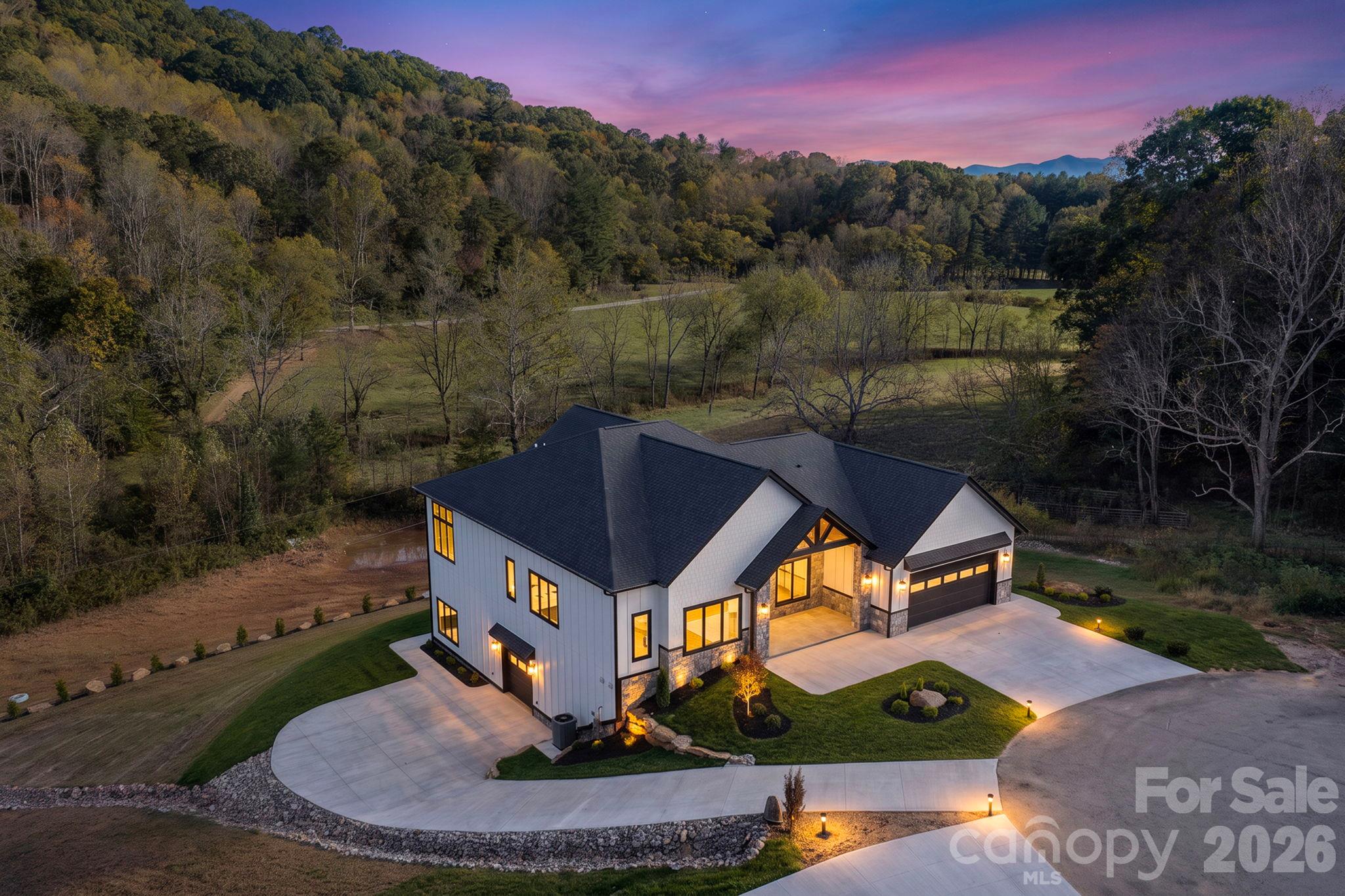 116 Bridgeway Drive