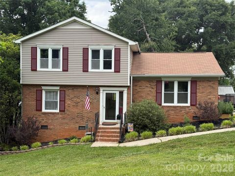 Photo of 3306 Tamworth Lane, Gastonia, NC 28052 (MLS # 4371153)