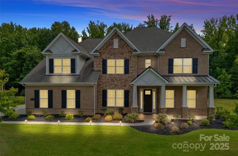 Photo of 2185 Loire Valley Drive, Fort Mill, SC 29707 (MLS # 4291399)