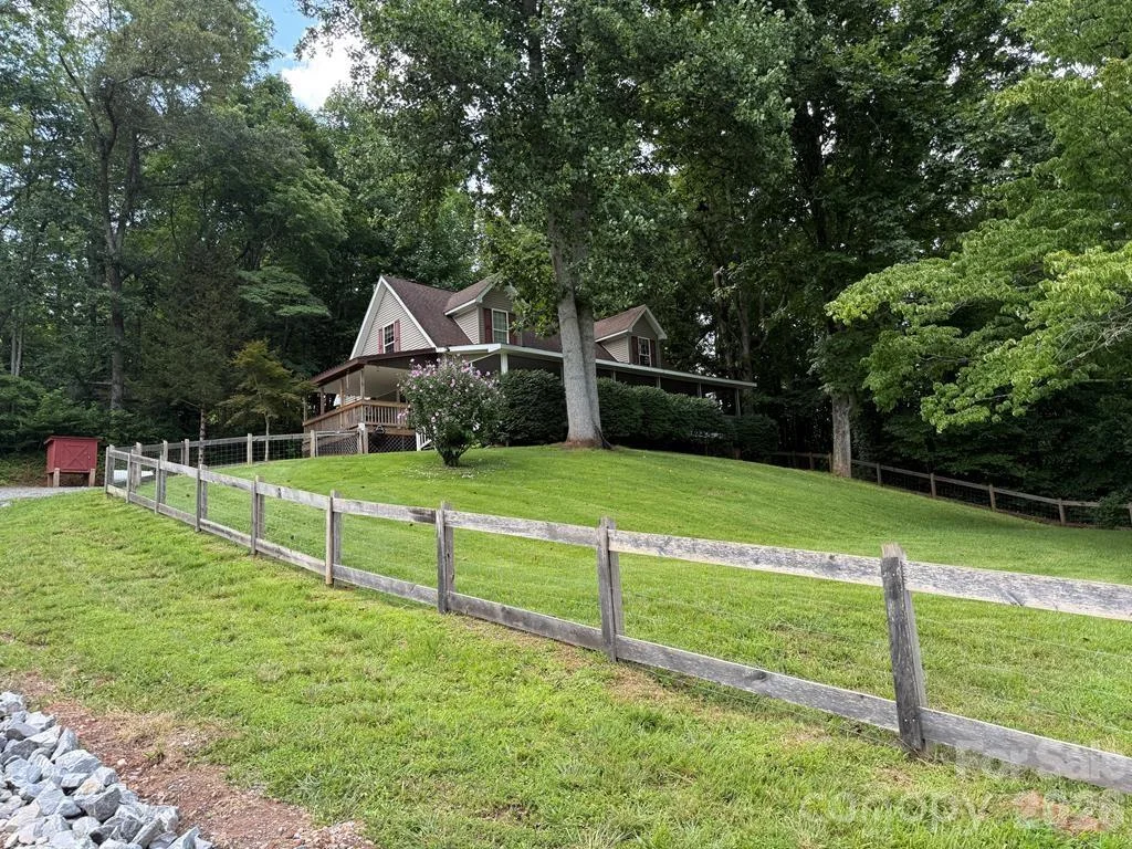 206 Bethabara Loop, Hayesville, NC, 28904