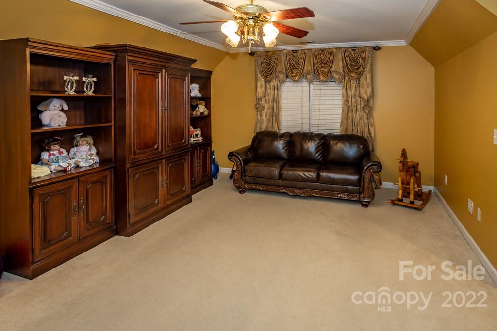 Forest Hills South - Residential