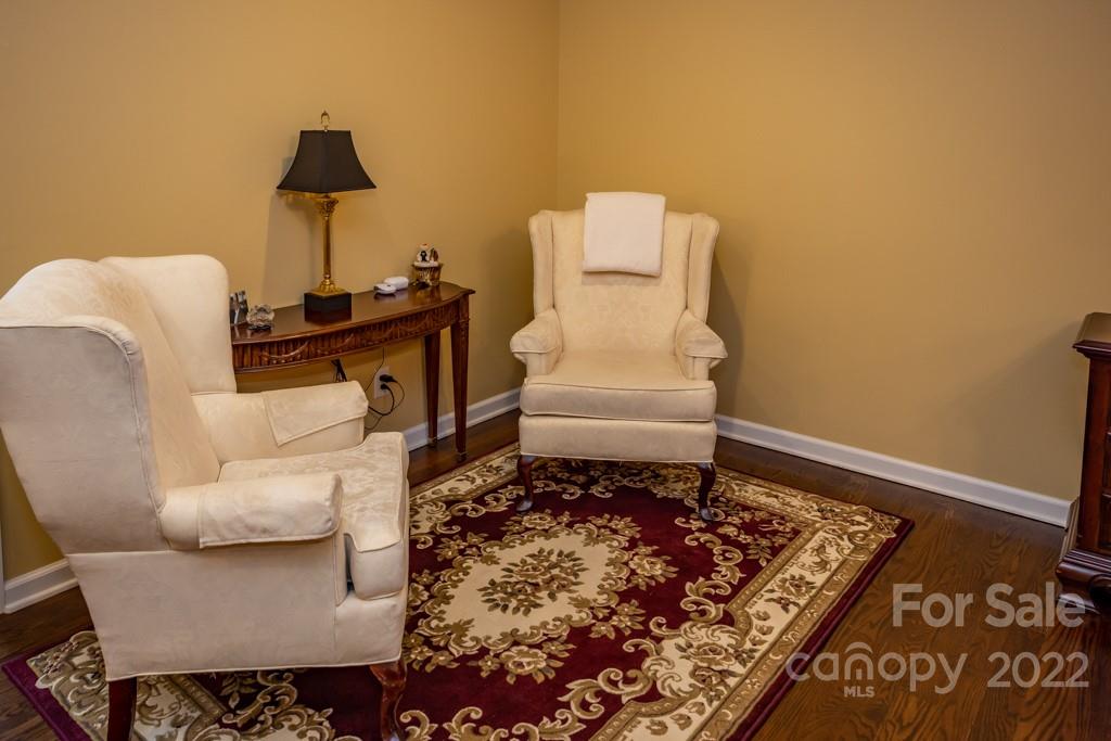 Forest Hills South - Residential