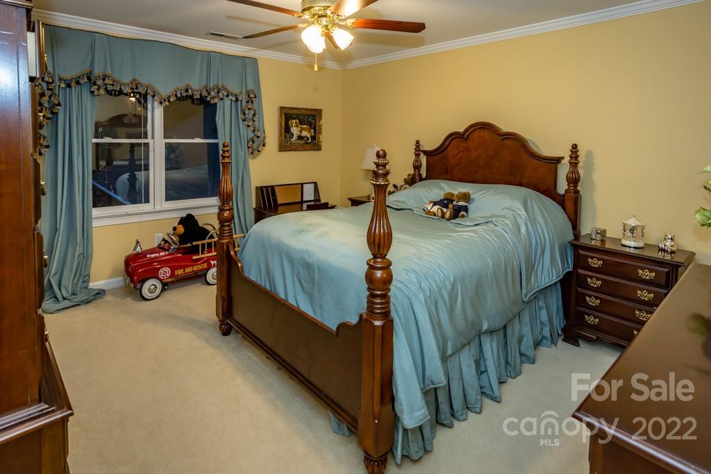 Forest Hills South - Residential