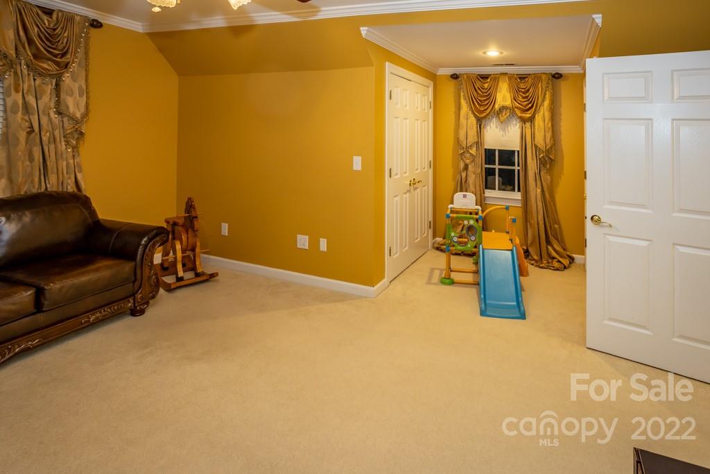 Forest Hills South - Residential