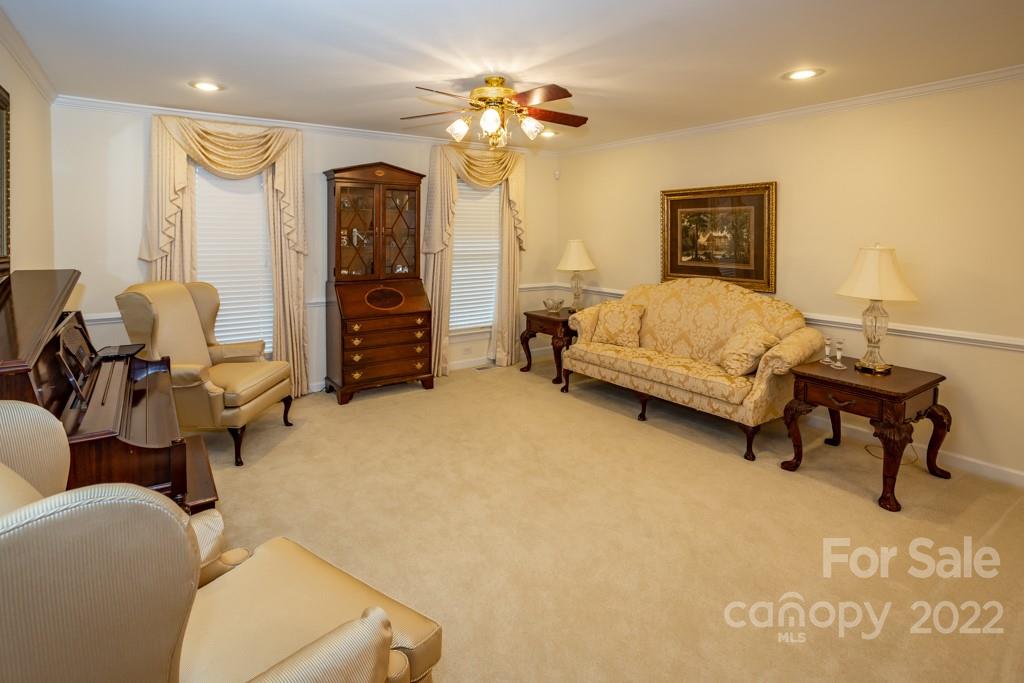 Forest Hills South - Residential