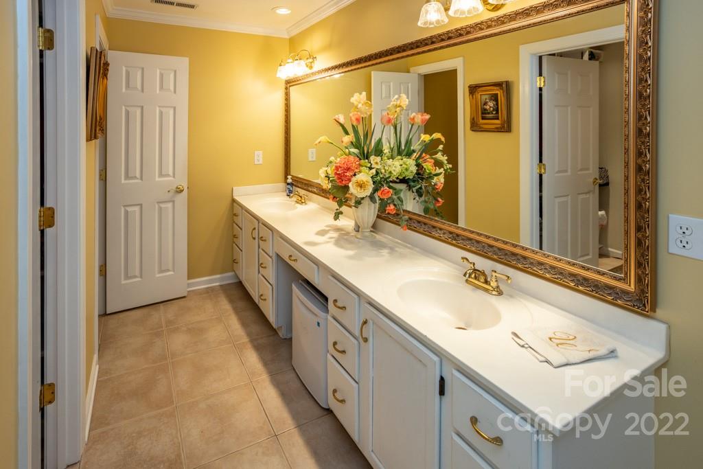 Forest Hills South - Residential