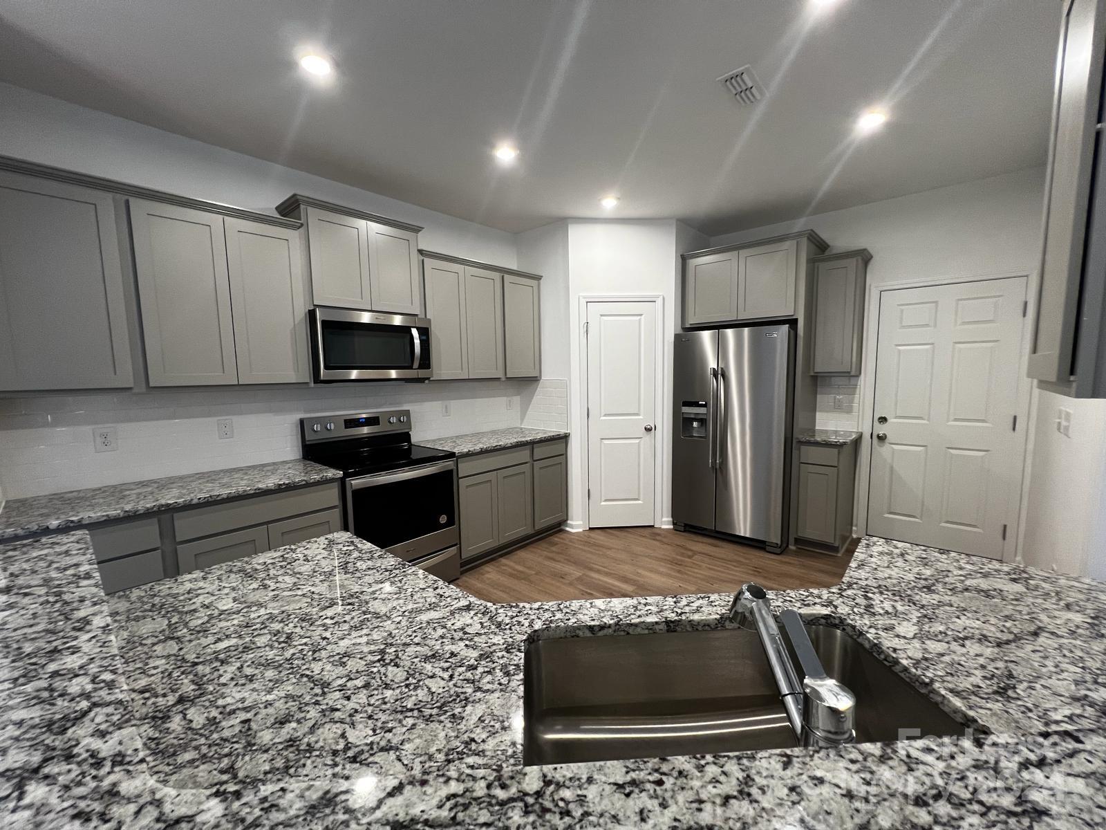 Odell Corners - Residential Lease
