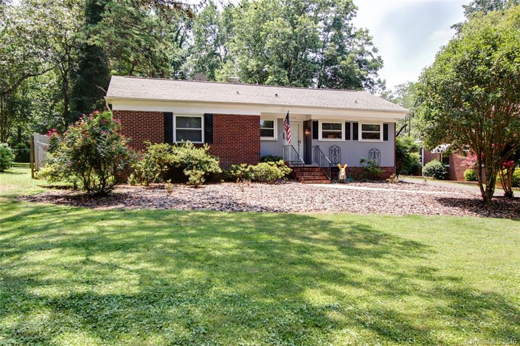 Merry Oaks - Residential