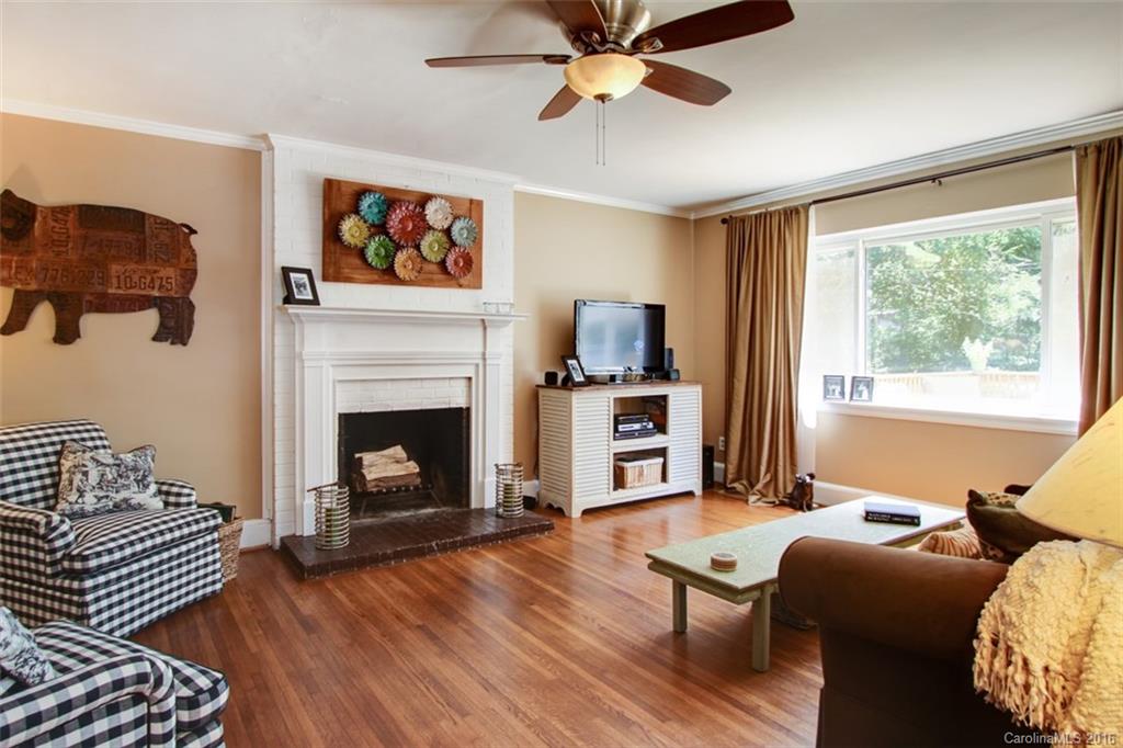 Merry Oaks - Residential