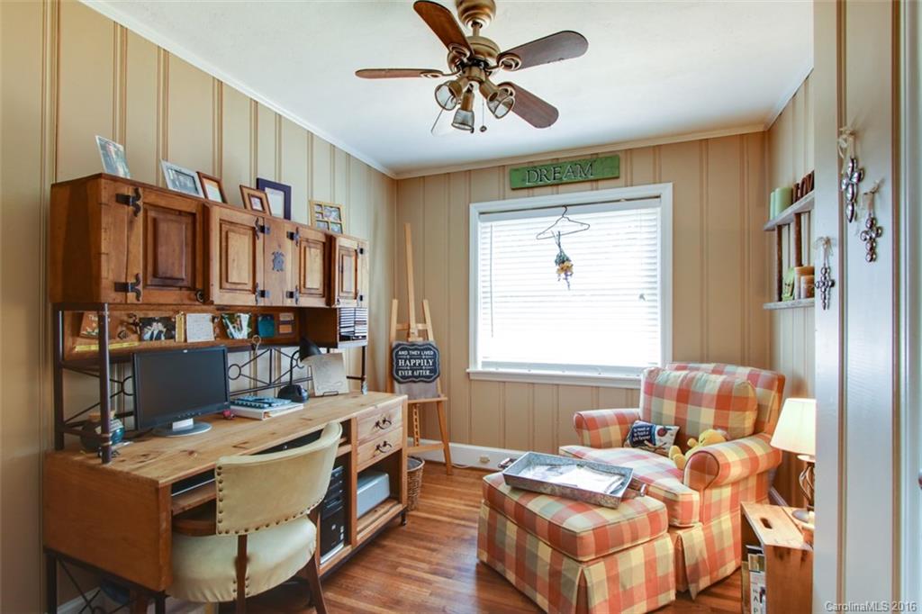 Merry Oaks - Residential