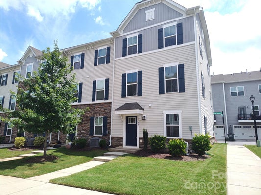 1105 NEWELL TOWNS LN, CHARLOTTE, NC 28262 - Image be35dfe5c74fcc6d321ba012952f87f1/4138789010