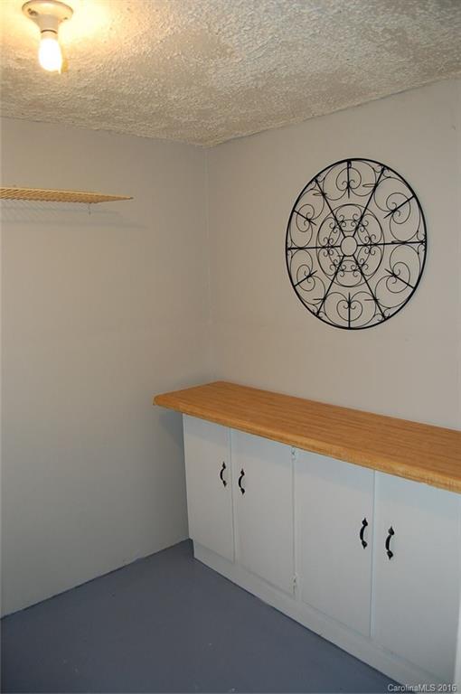 Oakhurst - Residential Lease