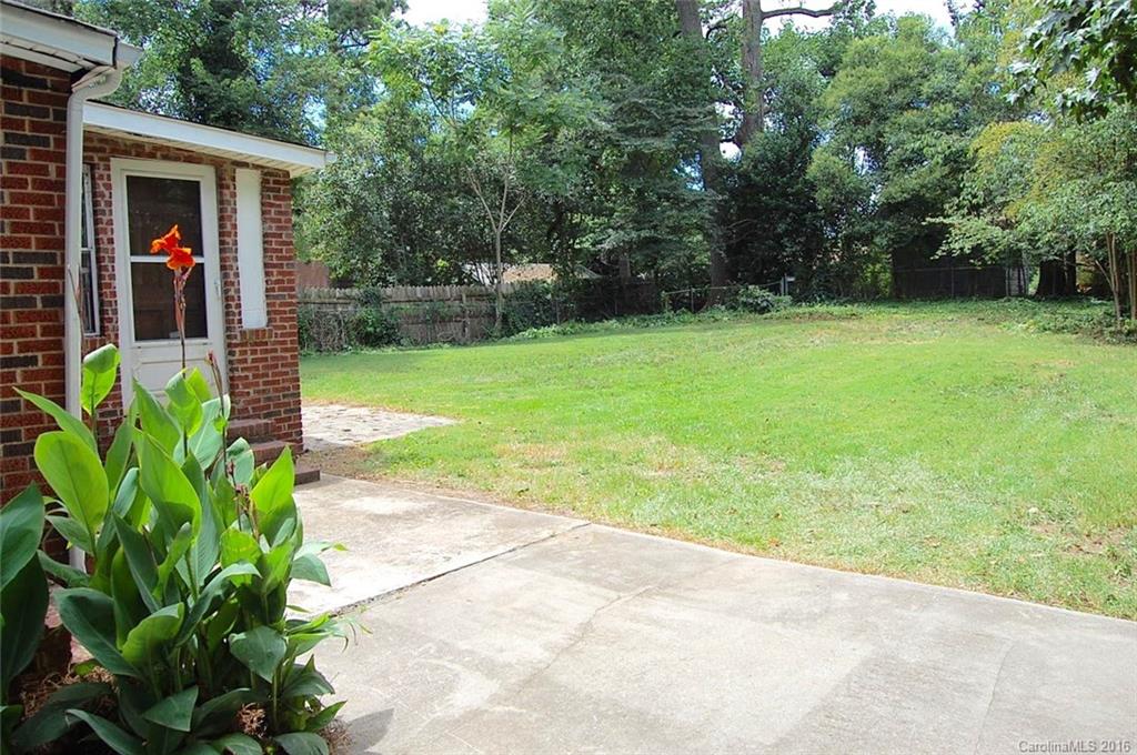 Oakhurst - Residential Lease