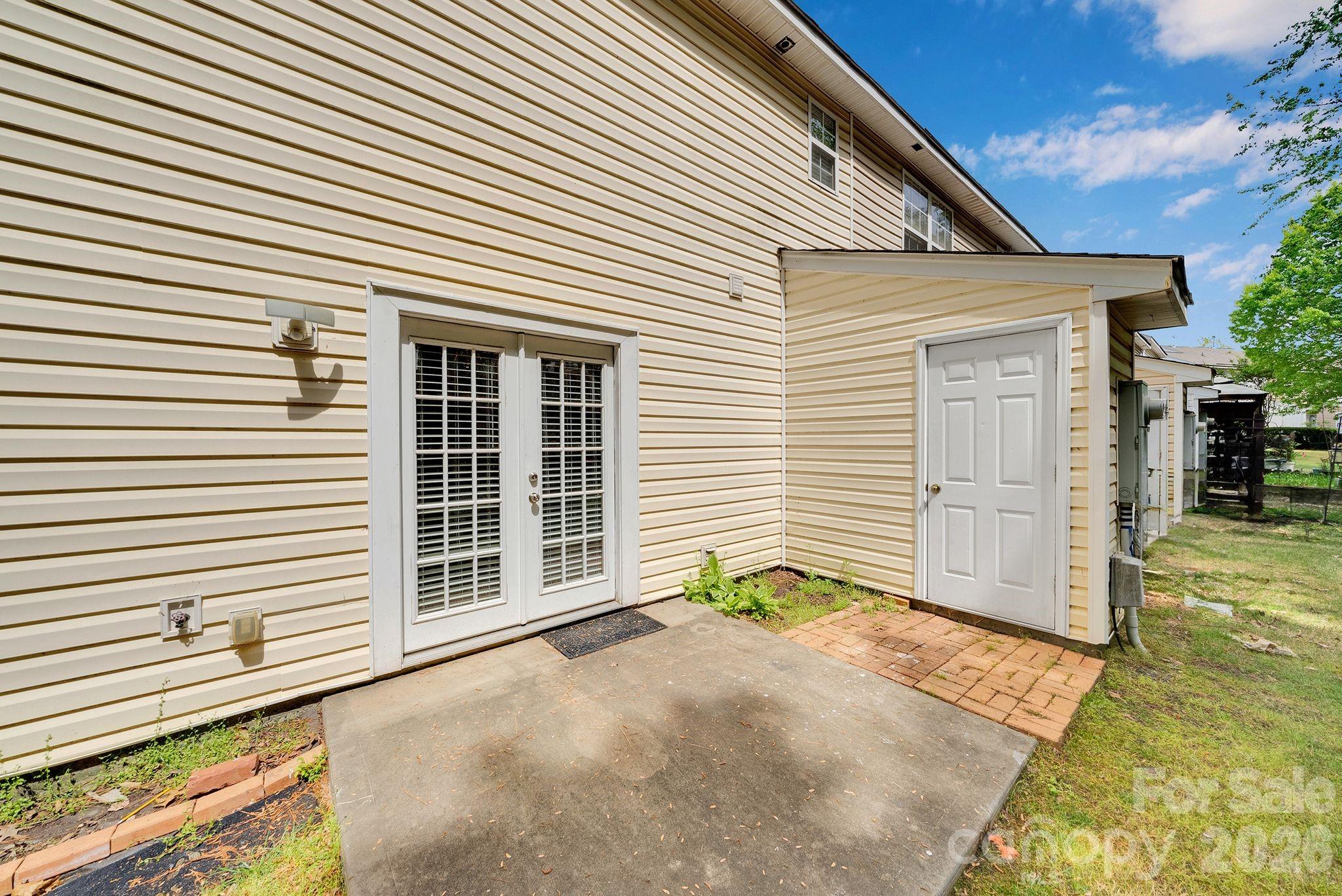 The Townes at Old Stone Crossing - Residential