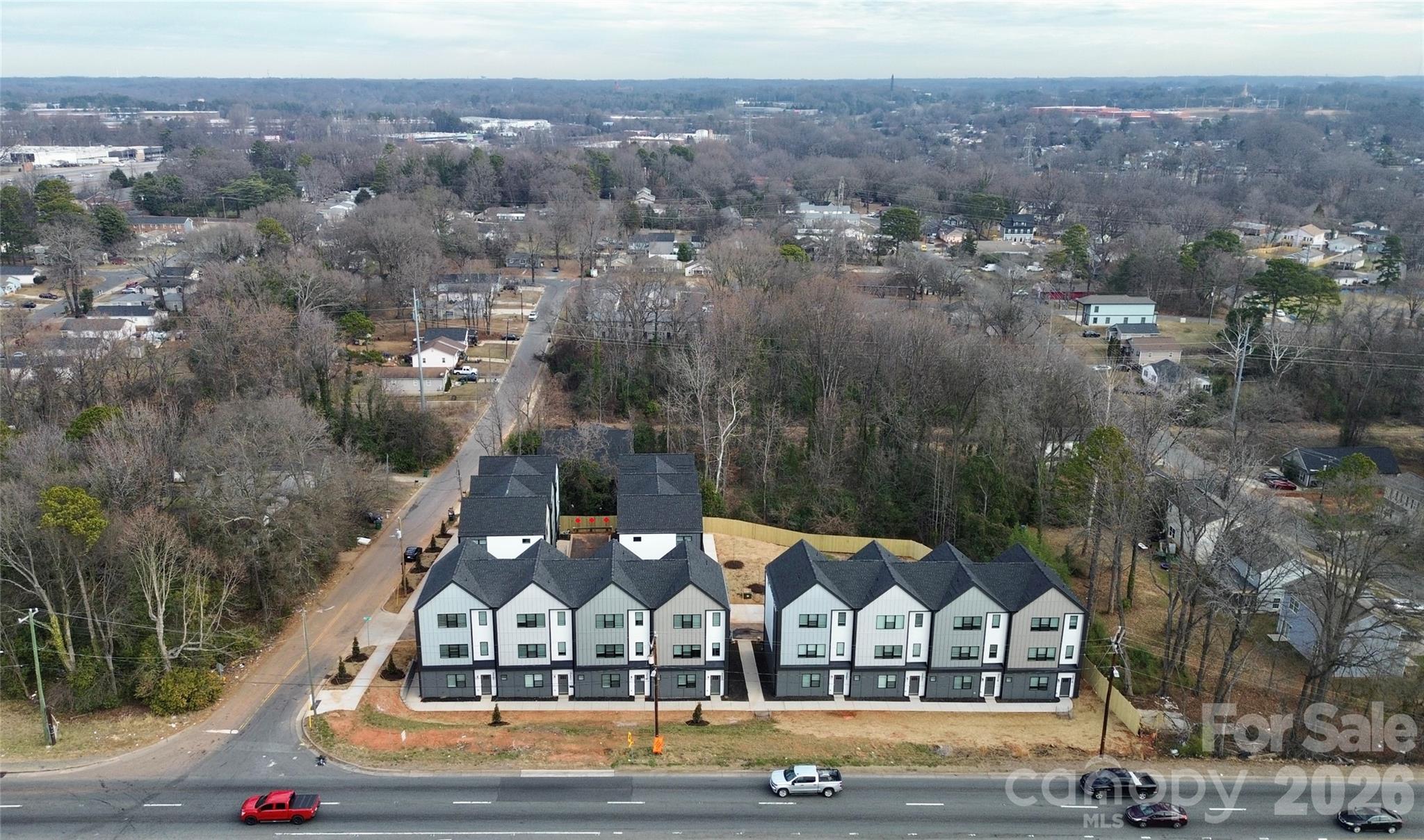 Residences at Oakview - Residential